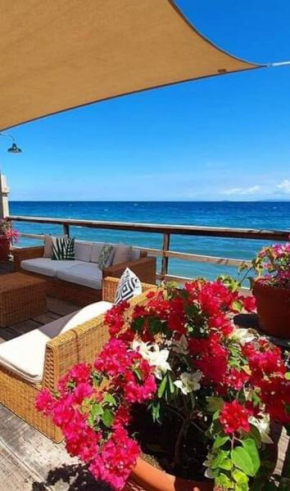 exclusive VILLA cel